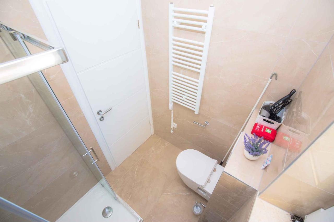 Apartments In Rogoznica 40364 Екстер'єр фото
