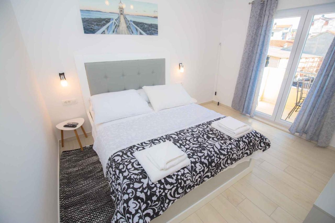 Apartments In Rogoznica 40364 Екстер'єр фото